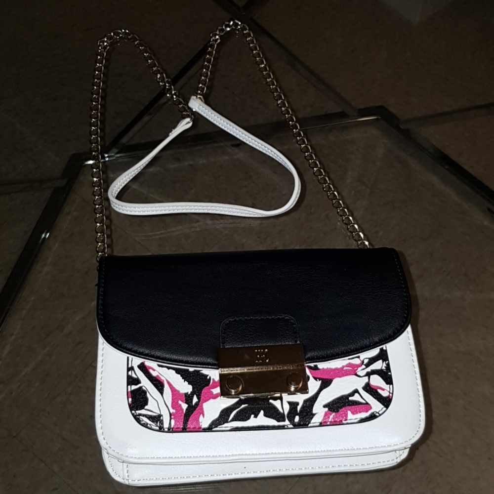 Crossbody bag